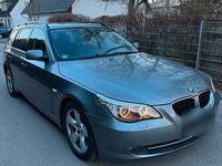 Gebraucht BMW 520 Advantage 177 PS (130 kW) 2009 Grau Kombi