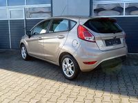 Gebraucht Ford Fiesta Celebration 80 PS (58 kW) 2016 Beige Limousine
