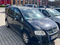 Gebraucht VW Touran 140 PS (102 kW) 2005 Schwarz Van / Kleinbus