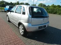 Gebraucht Opel Corsa Basis 69 PS (50 kW) 2005 Silber Kleinwagen