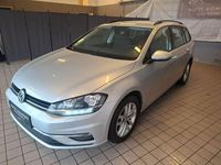 Second-hand VW Golf VII Trendline 116 CP (85 kW) 2018 Gri Break
