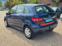 Gebraucht Mercedes B170 116 PS (85 kW) 2009 Blau Van / Kleinbus