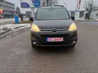Gebraucht Citroën Berlingo SELECTION 98 PS (72 kW) 2018 Schwarz Van / Kleinbus