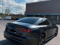 Gebraucht Audi A6 Design 150 PS (110 kW) 2017 Blau Limousine