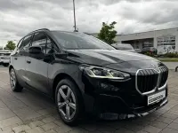 Gebraucht BMW 230e Active Tourer 326 PS (239 kW) 2025 Schwarz Van / Kleinbus