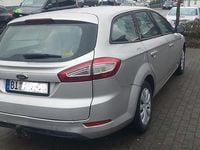 Gebraucht Ford Mondeo 116 PS (85 kW) 2011 Silber Kombi
