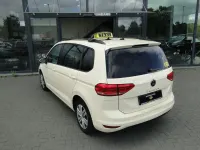 Gebraucht VW Touran 150 PS (110 kW) 2023 Beige Van / Kleinbus