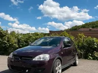 Usata Opel Corsa 80 CV (58 kW) 2006 Viola Utilitaria
