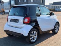 Gebraucht Smart ForTwo Coupé 71 PS (52 kW) 2015 Tridion sicherheitsz in black Coupé