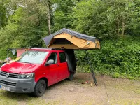 Gebraucht VW Caravelle 105 PS (77 kW) 2012 Rot Van