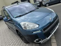 Gebraucht Peugeot Partner 120 PS (88 kW) 2014 Blau Van / Kleinbus