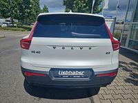 Neu Volvo XC40 Plus 163 PS (119 kW) 2025 Crystal white / metallic SUV