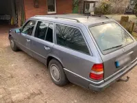 Second-hand Mercedes E300 109 CP (80 kW) 1988 Gri Break