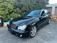 Gebraucht Mercedes C180 143 PS (105 kW) 2004 Schwarz Kombi