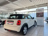 Begagnad Mini ONE 75 HK (55 kW) 2017 Vit Halvkombi