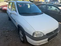 Brugt Opel Corsa 65 HK (47 kW) 1998 Hvid Hatchback