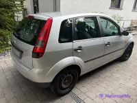 Gebraucht Ford Fiesta 69 PS (50 kW) 2002 Silber Kleinwagen
