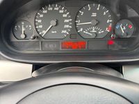 Gebraucht BMW 320 Cabriolet 170 PS (125 kW) 2003 Silber Cabrio