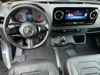 Gebraucht Mercedes Sprinter 170 PS (125 kW) 2024 Blau Van