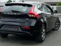Gebraucht Volvo V40 You! 114 PS (83 kW) 2015 Schwarz Limousine