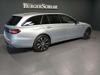Gebraucht Mercedes E300 211 PS (155 kW) 2022 Metalliclack hightechsilber Kombi