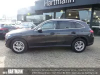 Gebraucht Mercedes GLC220 Avantgarde 197 PS (144 kW) 2024 Metalliclack graphitgrau SUV