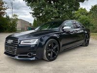 Gebraucht Audi S8 Ambiente 519 PS (381 kW) 2015 Blau Limousine