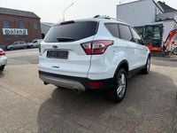 Gebraucht Ford Kuga 120 PS (88 kW) 2019 Weiß SUV