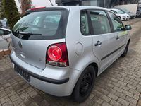 Gebraucht VW Polo Trendline 64 PS (47 kW) 2005 Silber Kleinwagen