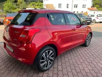Gebraucht Suzuki Swift Comfort+ 83 PS (61 kW) 2022 Rot Kleinwagen
