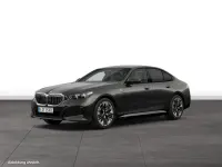 Gebraucht BMW 550e Sport Line 489 PS (359 kW) 2025 Grau Limousine