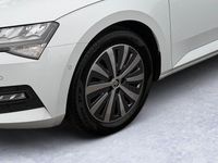 Gebraucht Skoda Superb Ambition 200 PS (147 kW) 2024 Weiß Kombi