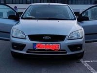 Gebraucht Ford Focus 100 PS (73 kW) 2005 Grau Coupé
