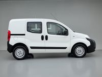 Gebraucht Fiat Fiorino Basis 75 PS (55 kW) 2015 Weiß Van / Kleinbus