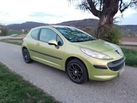 Gebraucht Peugeot 207 74 PS (54 kW) 2007 Grün Kleinwagen