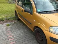 Usado Citroën C3 59 CV (43 kW) 2003 Dorado Utilitario