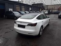 Second-hand Tesla Model 3 239 kW (325 CP) 2022 Alb Berlinǎ