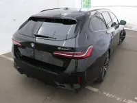Gebraucht BMW 540 M Sport 303 PS (222 kW) 2025 Saphirschwarz Kombi
