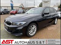 Gebraucht BMW 318 Shadowline 156 PS (114 kW) 2024 Black sapphire Kombi