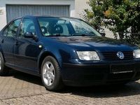 Gebraucht VW Bora Trendline 101 PS (74 kW) 1999 Blau Limousine