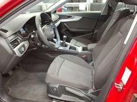 Gebraucht Audi A4 Ambiente 150 PS (110 kW) 2023 Tangorot metallic Kombi