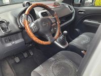Gebraucht Opel Agila 68 PS (50 kW) 2014 Weiß Kleinwagen