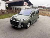 Gebraucht Peugeot Partner Tepee 109 PS (80 kW) 2009 Grün Van / Kleinbus