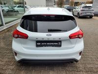 gebraucht Ford Focus ST-LINE Limousine *LED*TWA*Winter