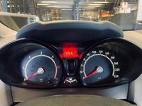 Gebraucht Ford Fiesta Trend 75 PS (55 kW) 2009 Weiß Kleinwagen