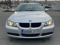 Gebraucht BMW 320 163 PS (119 kW) 2007 Silber Kombi