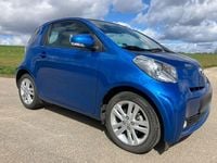 Second-hand Toyota iQ 98 CP (72 kW) 2009 Albastru Hatchback
