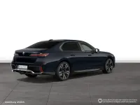 Gebraucht BMW 740 M Sport 299 PS (219 kW) 2025 Schwarz Limousine