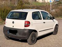 Gebraucht VW Fox 54 PS (39 kW) 2008 Weiß Kleinwagen