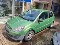 Gebraucht Ford Fiesta 69 PS (50 kW) 2006 Manzanagrün metallic Kleinwagen